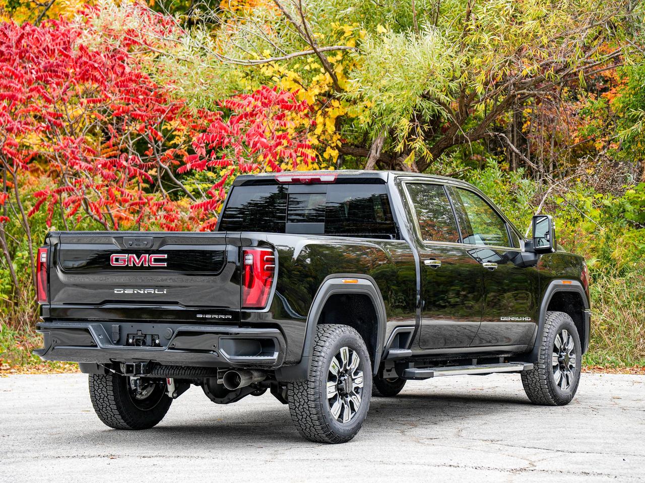 2026 GMC Sierra 3500HD Denali Photo