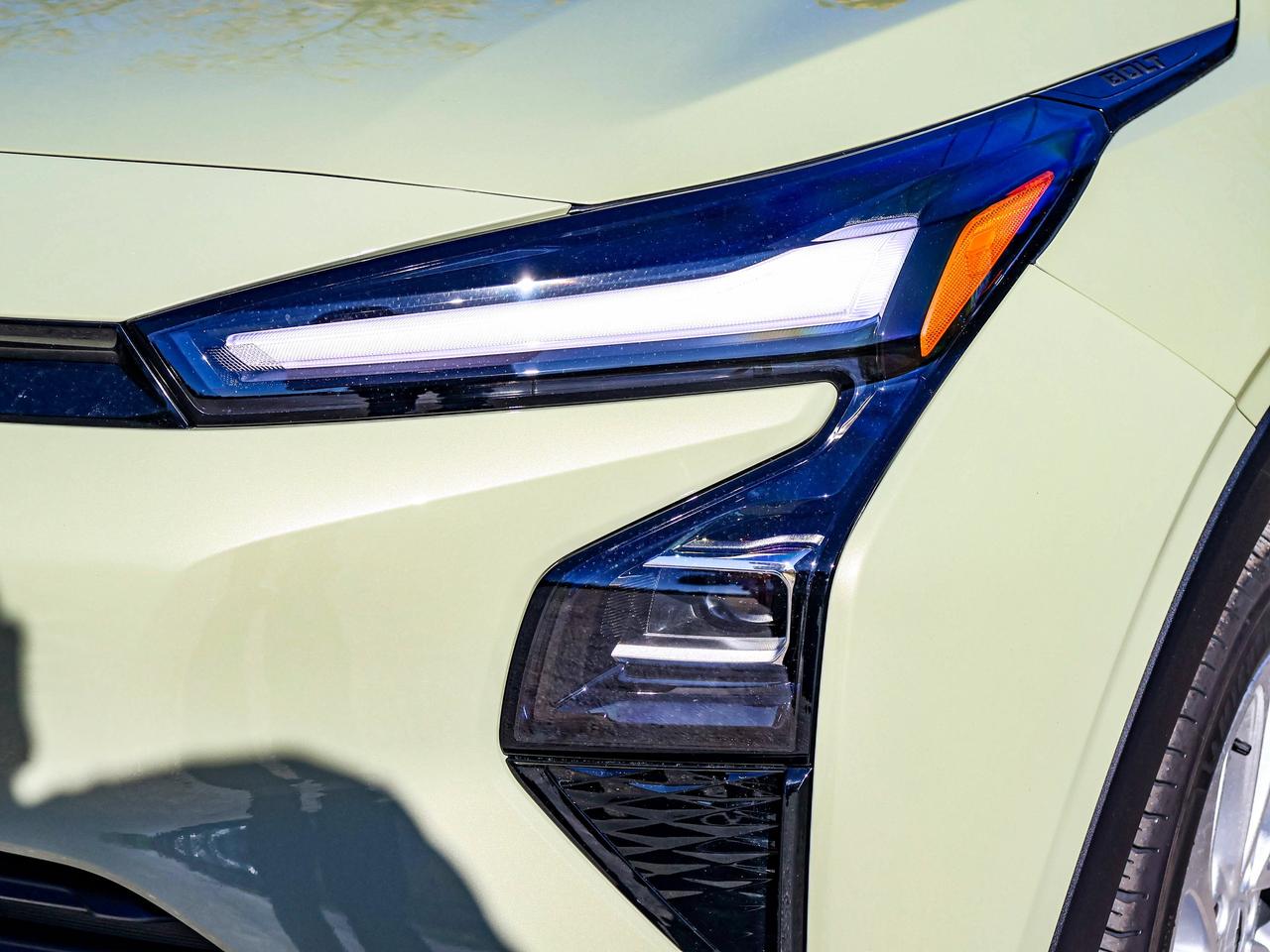 2027 Chevrolet Bolt LT Photo
