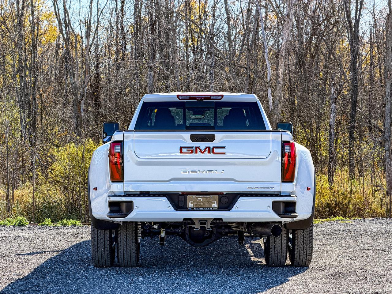 2026 GMC Sierra 3500HD Denali Photo