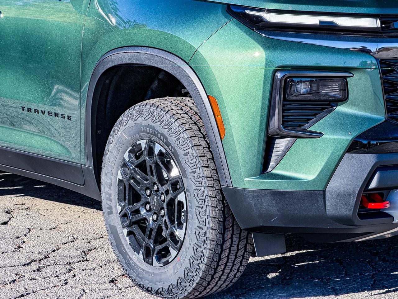 2027 Chevrolet Traverse Z71 Photo