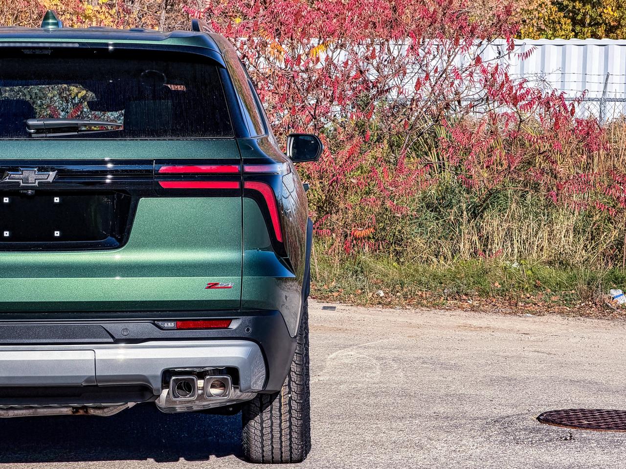 2027 Chevrolet Traverse Z71 Photo