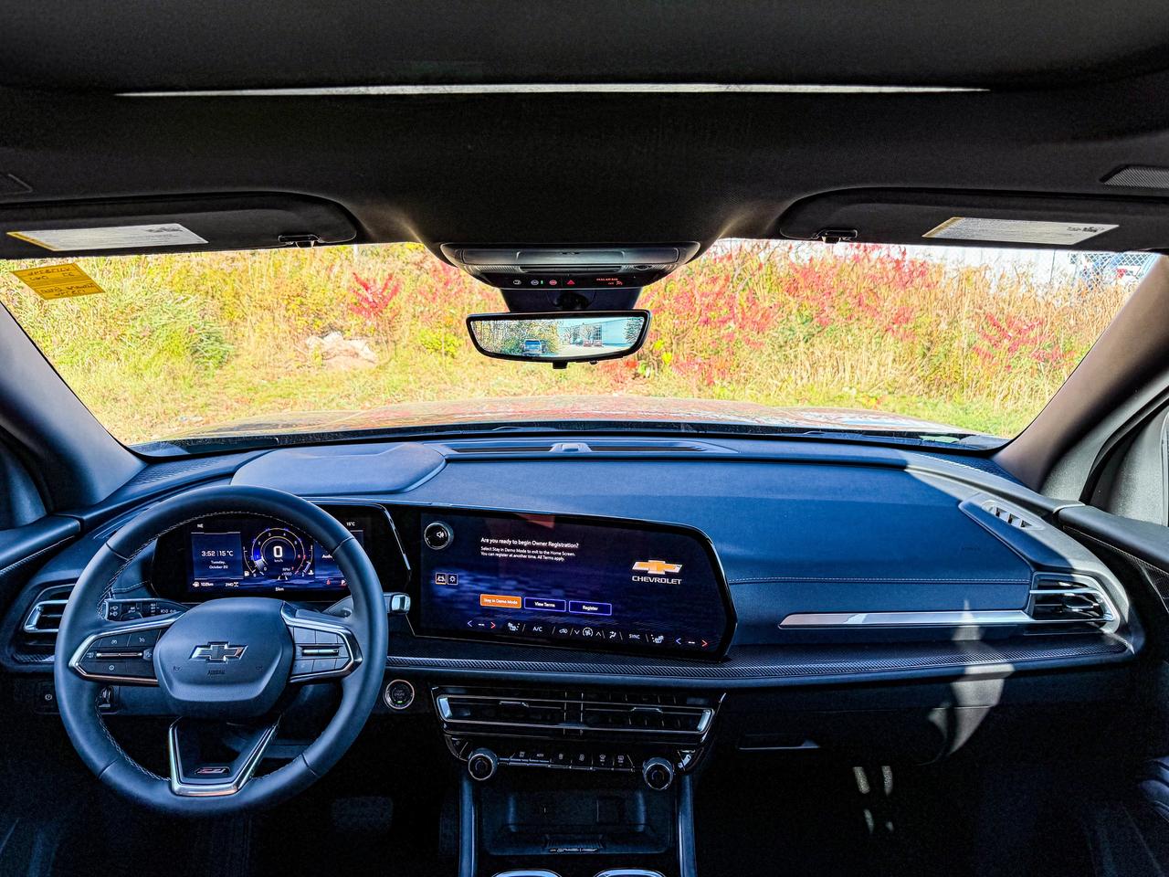 2027 Chevrolet Traverse Z71 Photo