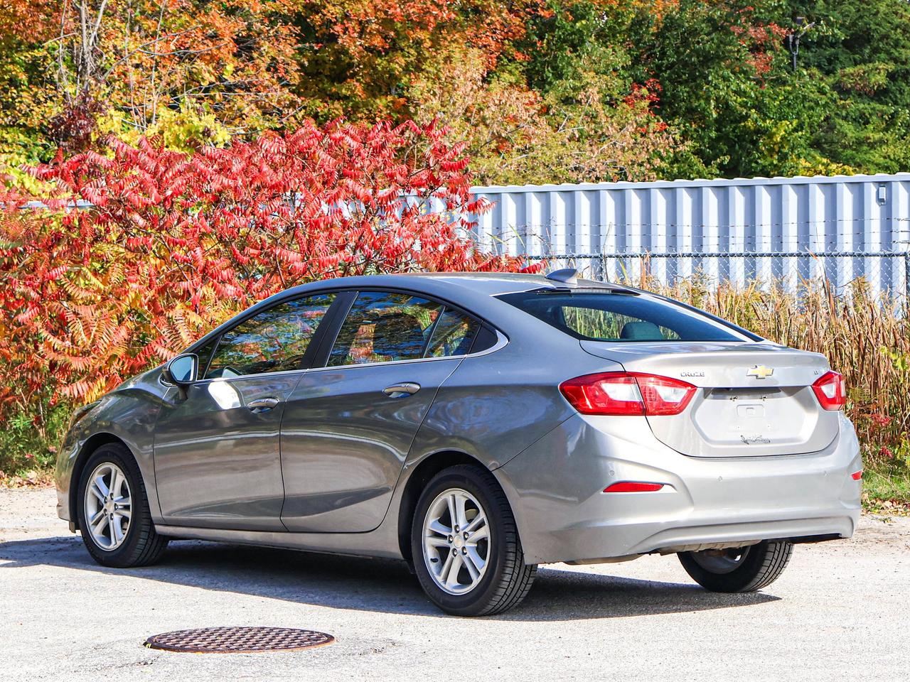 2018 Chevrolet Cruze LT Photo
