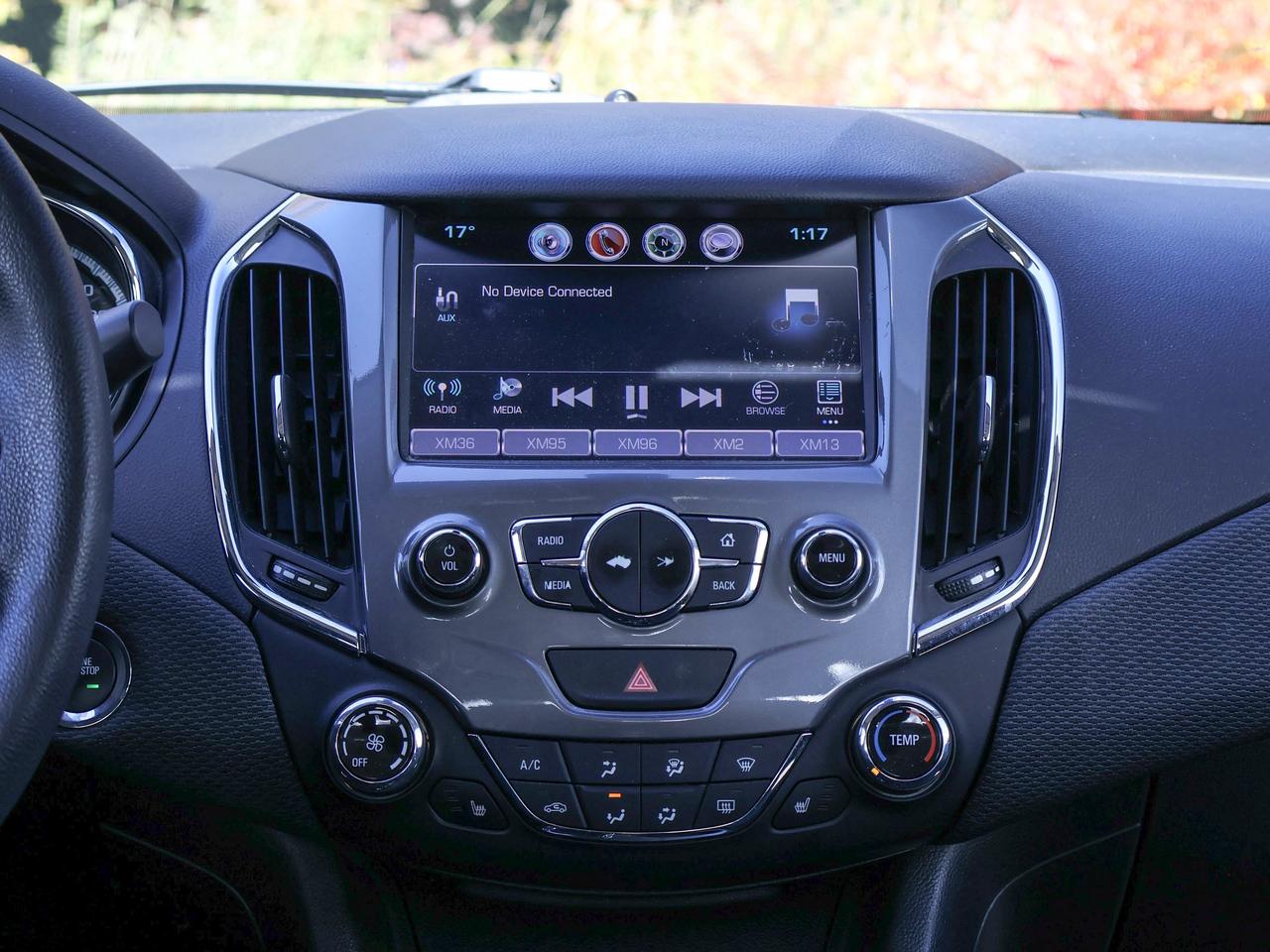 2018 Chevrolet Cruze LT Photo