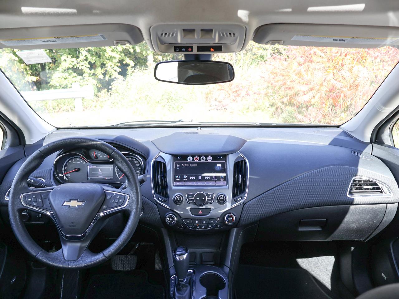 2018 Chevrolet Cruze LT Photo