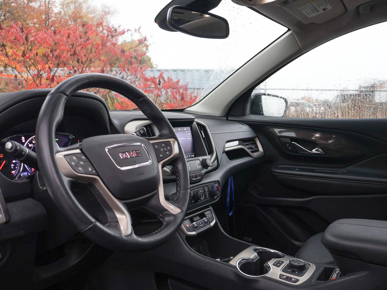 2024 GMC Terrain Denali Photo