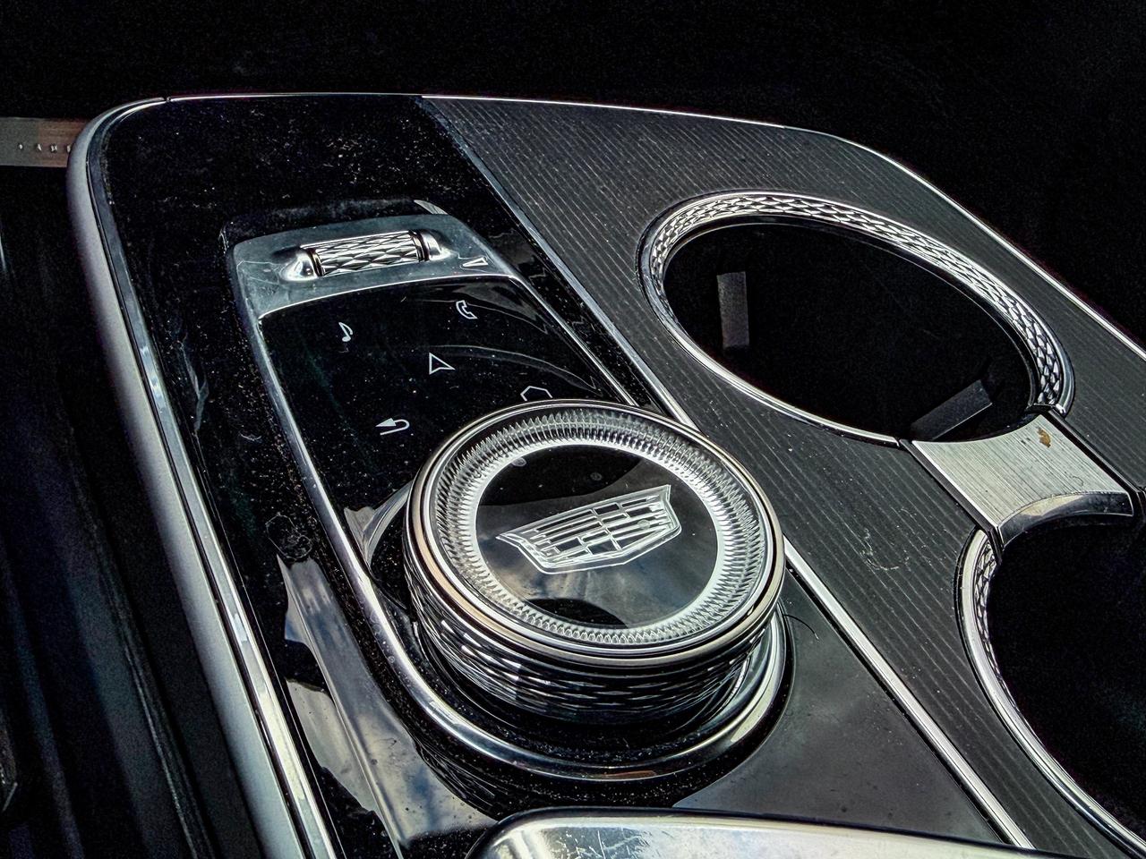 2024 Cadillac LYRIQ Sport Photo