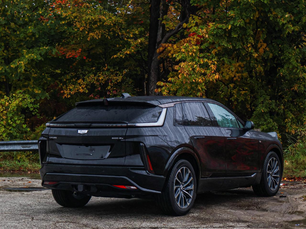 2024 Cadillac LYRIQ Sport Photo