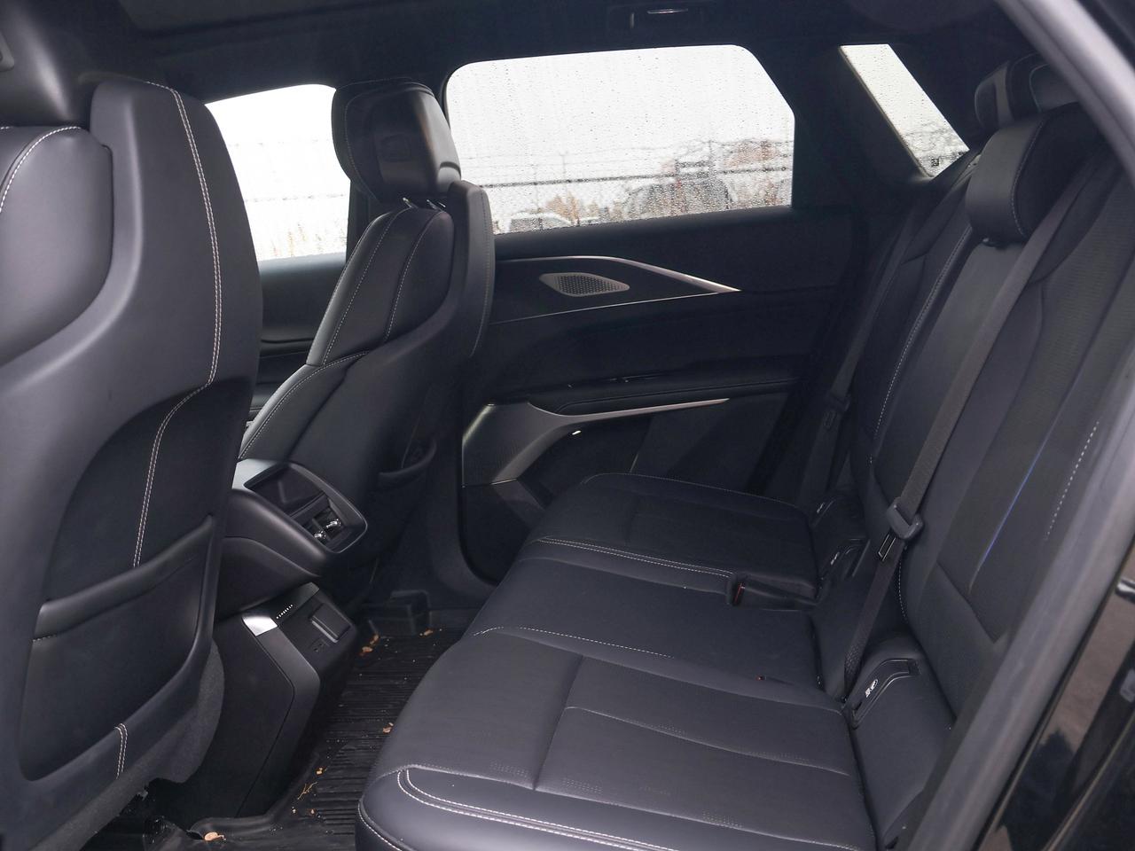 2024 Cadillac LYRIQ Sport Photo