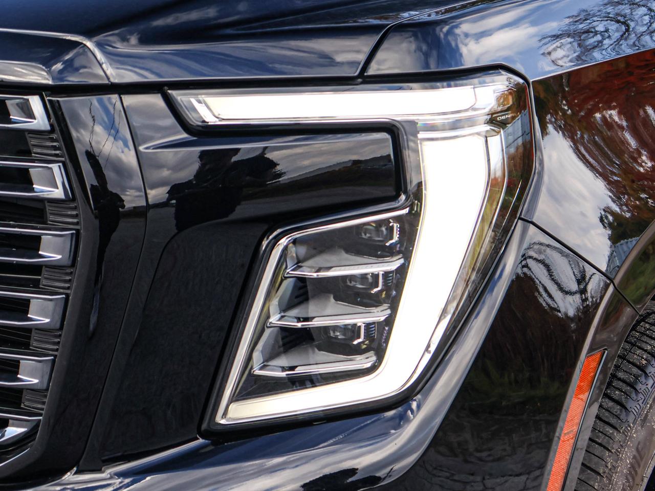 2025 GMC Yukon Denali Photo