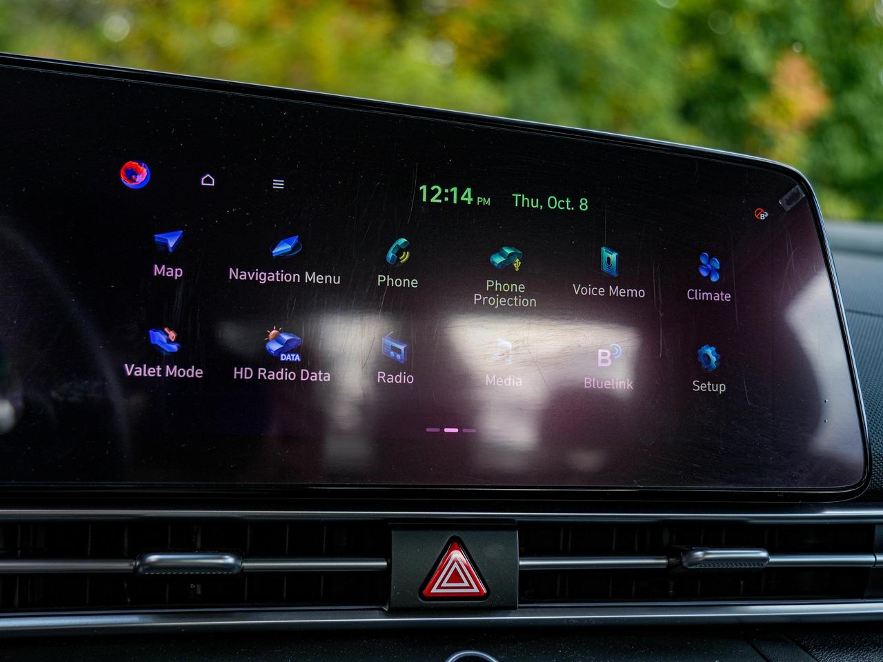 2023 Hyundai Elantra Luxury Photo