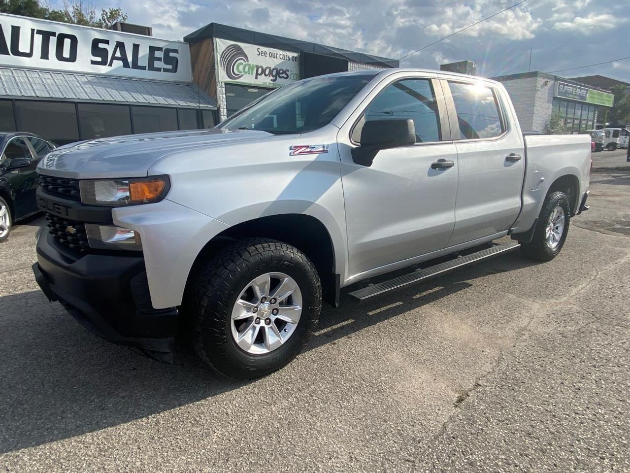 2020 Chevrolet Silverado 1500 Z71 PACKAGE CREW CAB/4X4!! Photo1
