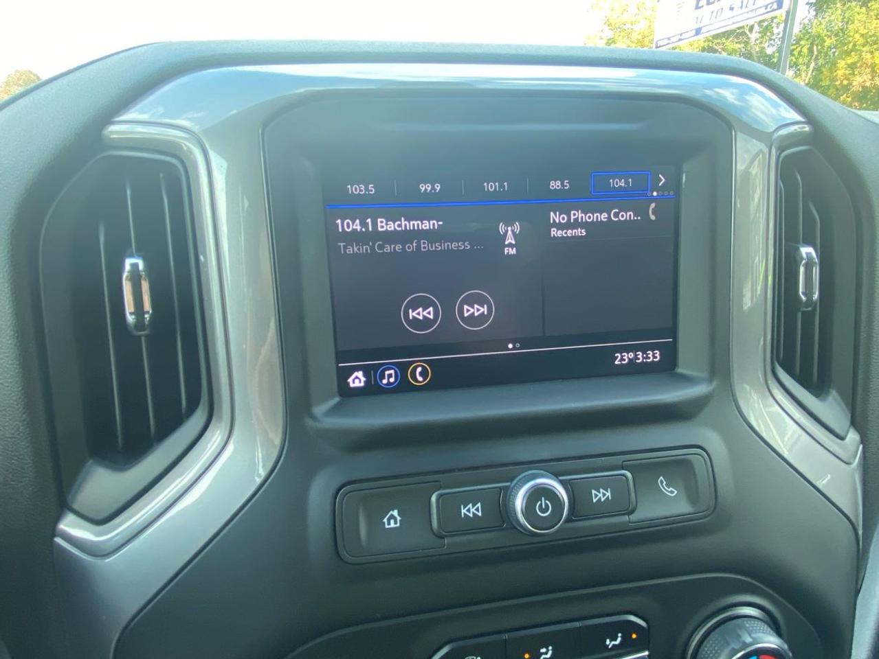 2020 Chevrolet Silverado 1500 Z71 PACKAGE CREW CAB/4X4!! Photo