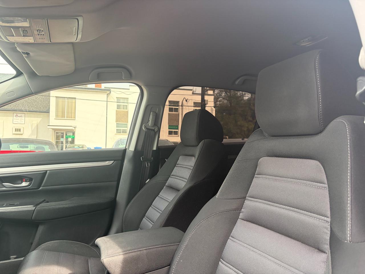 2019 Honda CR-V LX Photo