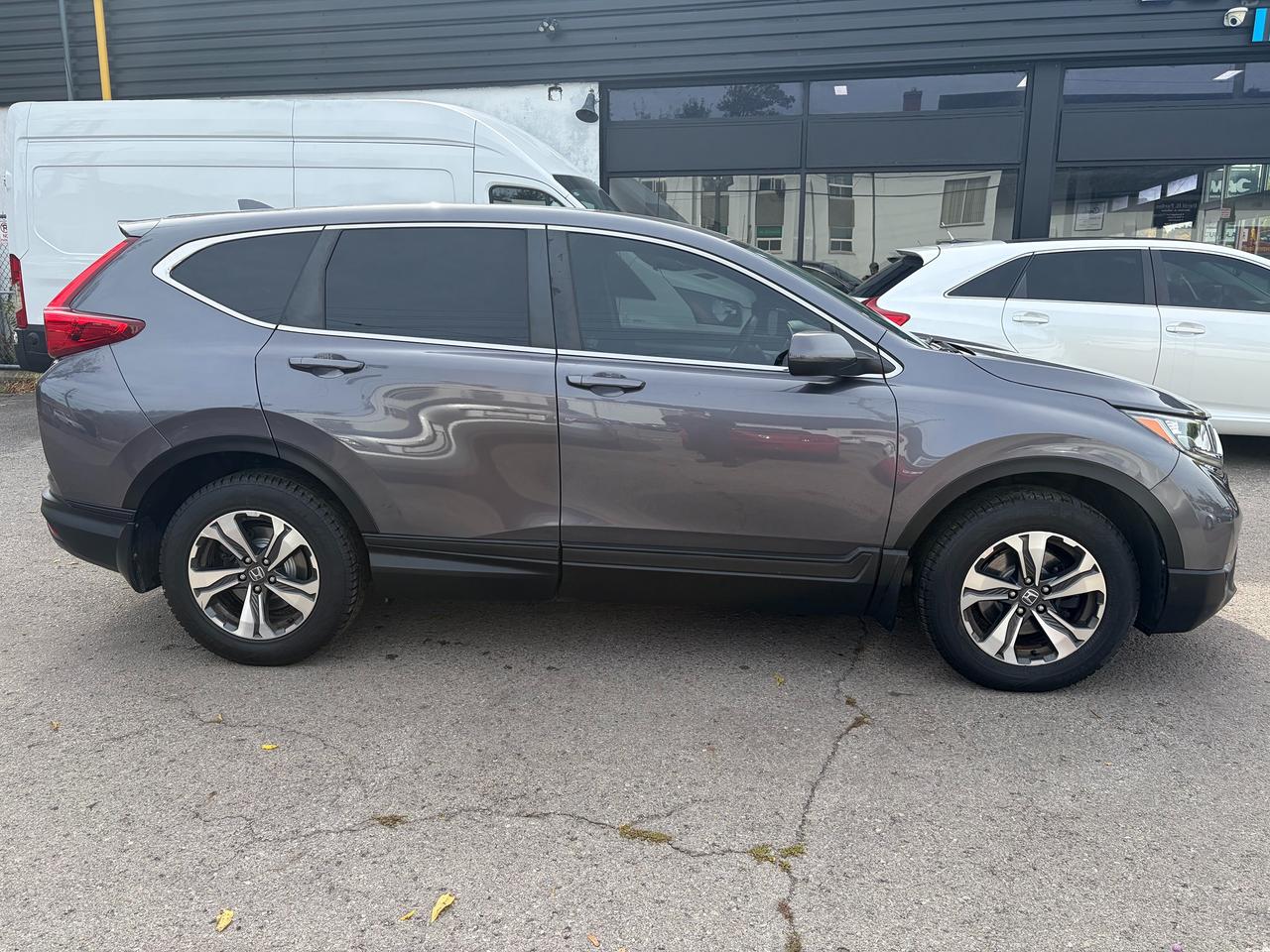 2019 Honda CR-V LX Photo