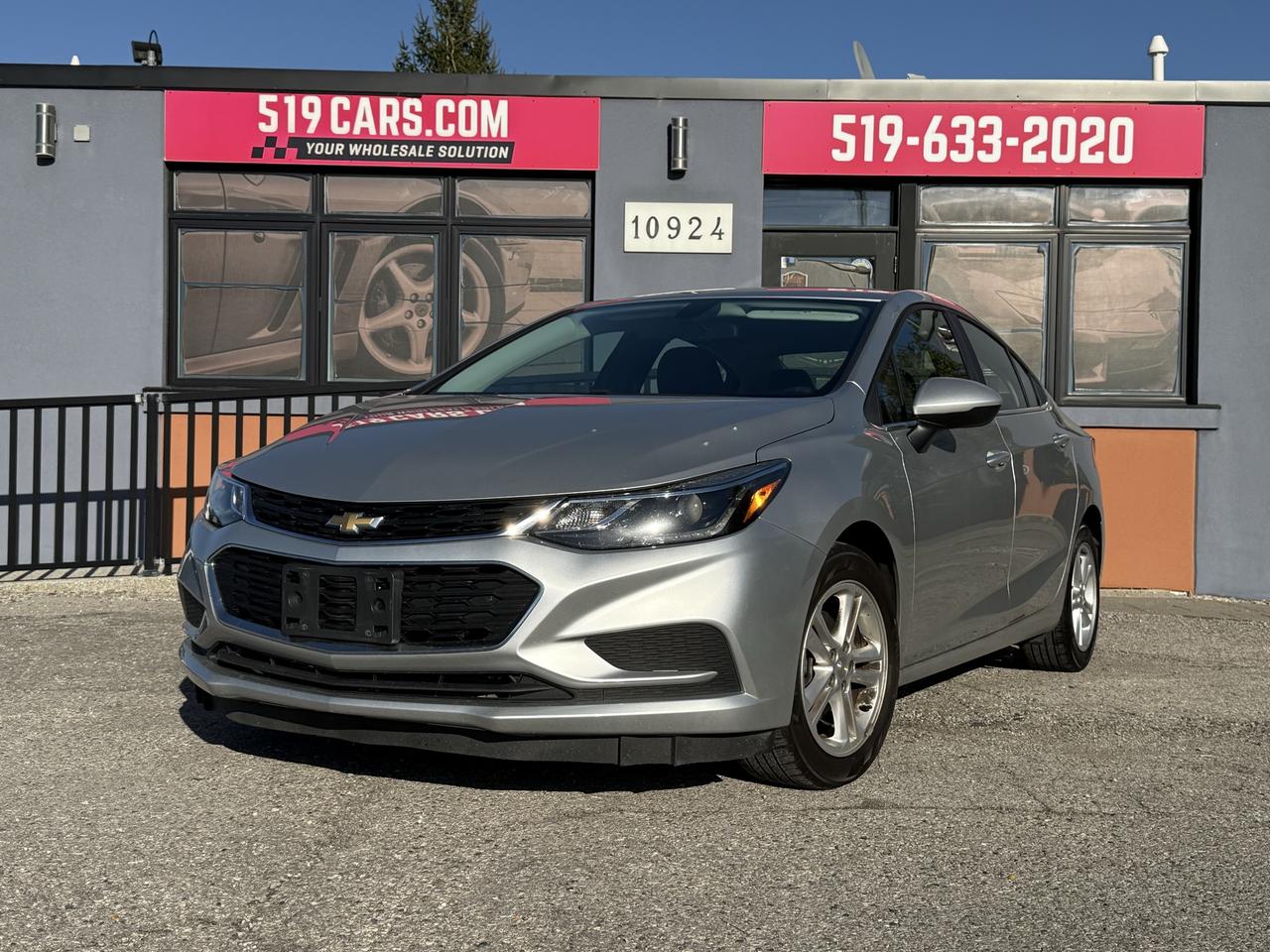 2017 Chevrolet Cruze LT | Backup Camera | Heated Seats | Cruise Control - Photo #1