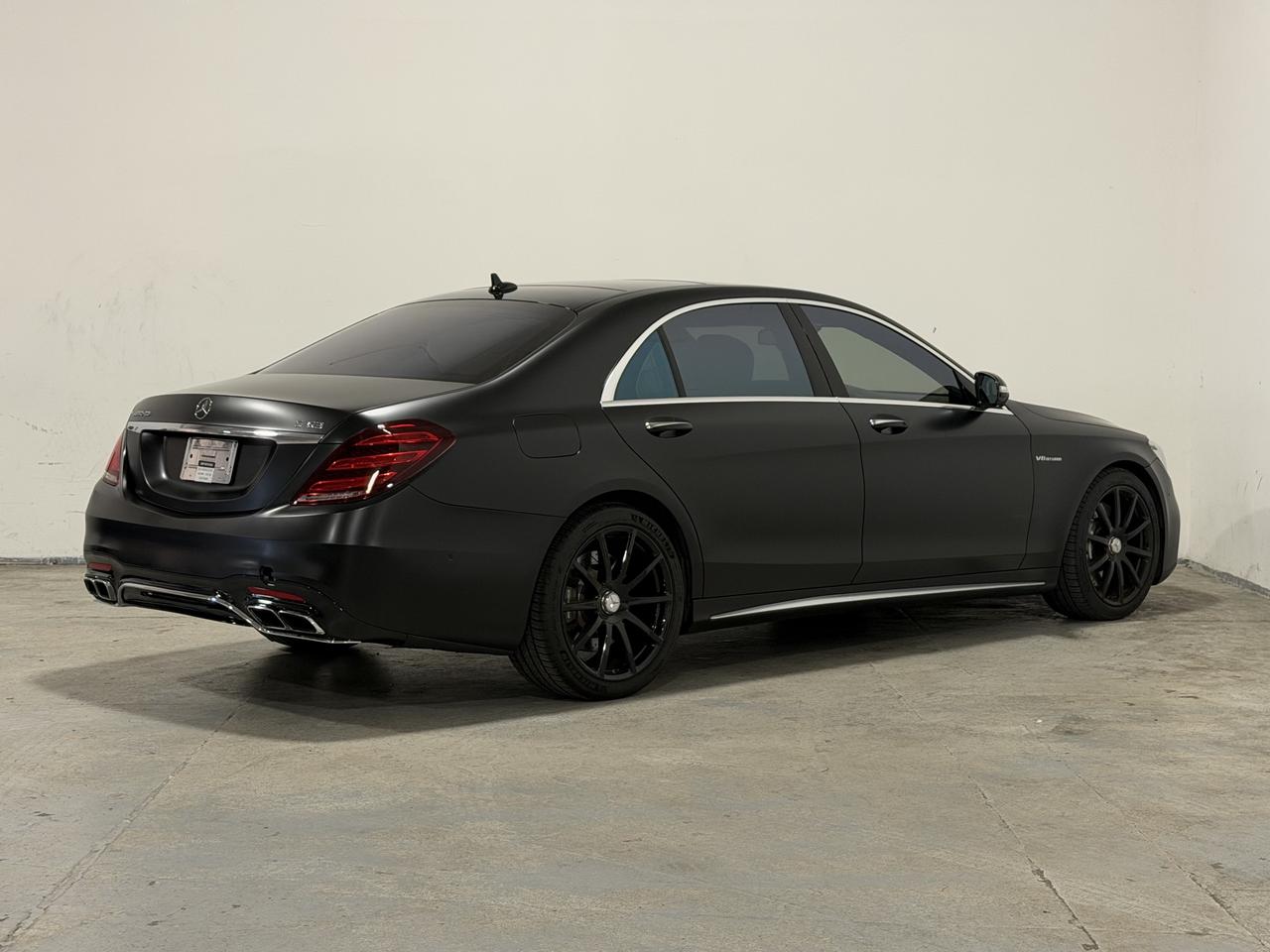 2014 Mercedes-Benz S-Class S 63 AMG Photo3