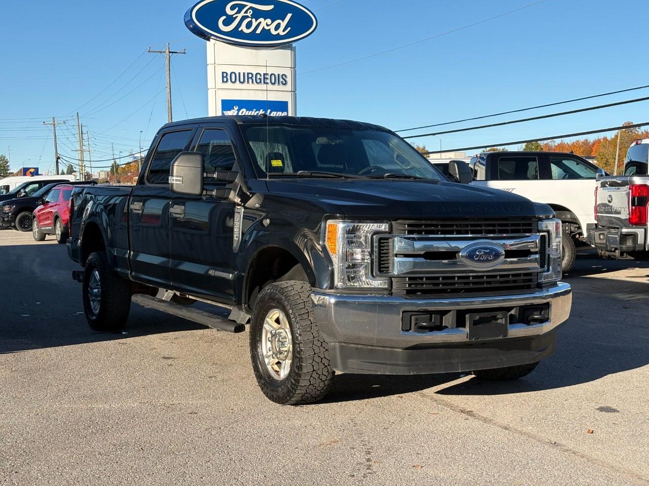 2017 Ford F-350 Super Duty SRW XLT 4WD CREW CAB 6.75' BOX Photo