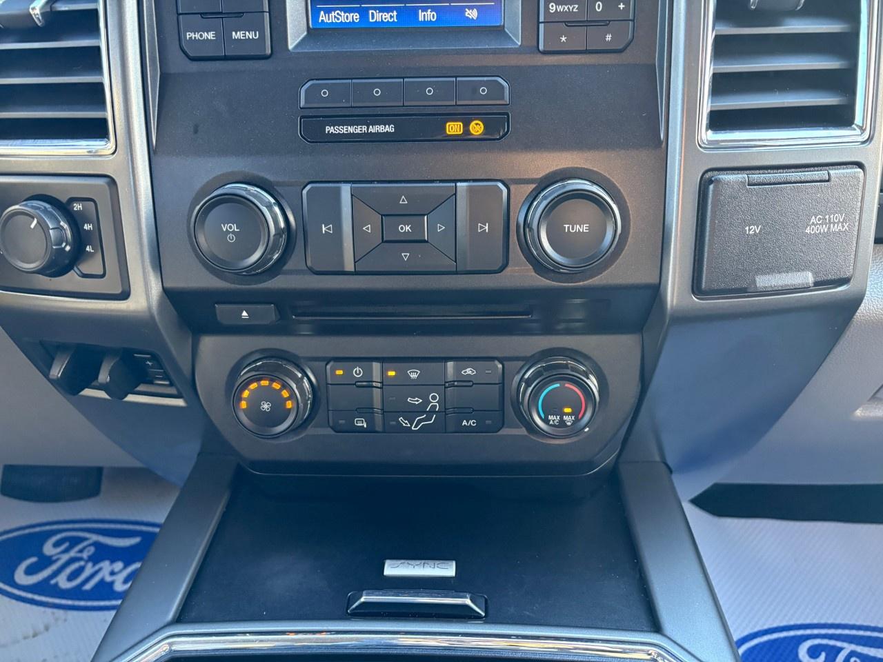 2017 Ford F-350 Super Duty SRW XLT 4WD CREW CAB 6.75' BOX Photo