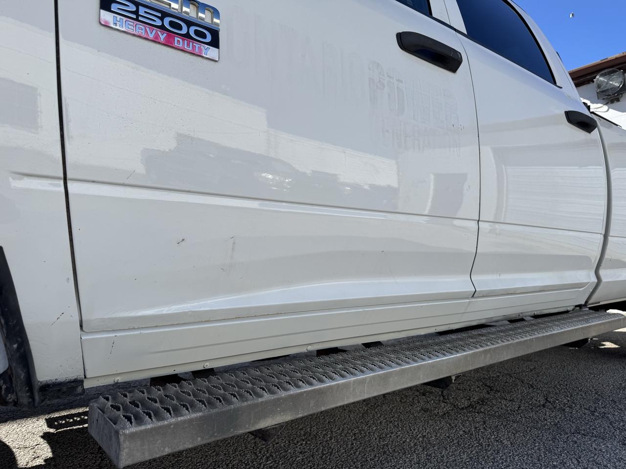 2011 RAM 2500 ST 4WD  CREW CAB Photo
