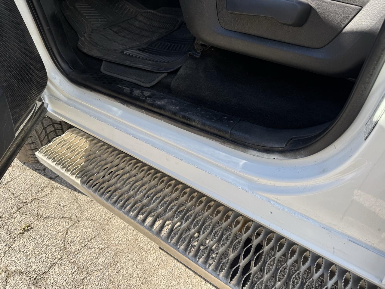 2011 RAM 2500 ST 4WD  CREW CAB - Photo #15