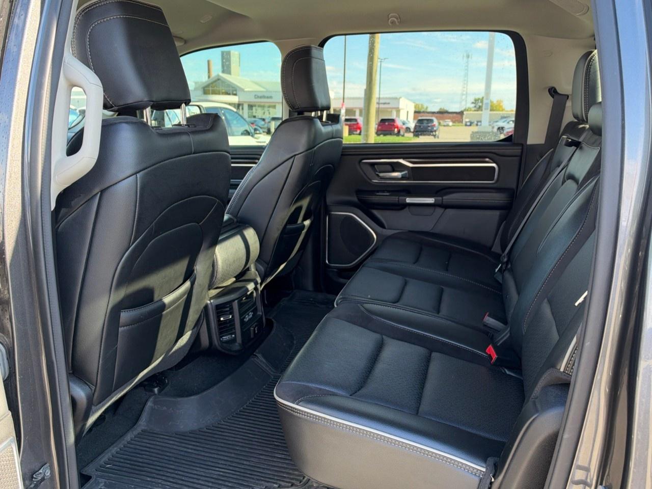 2022 RAM 1500 Laramie 4x4 Crew Cab 5'7" Box Photo