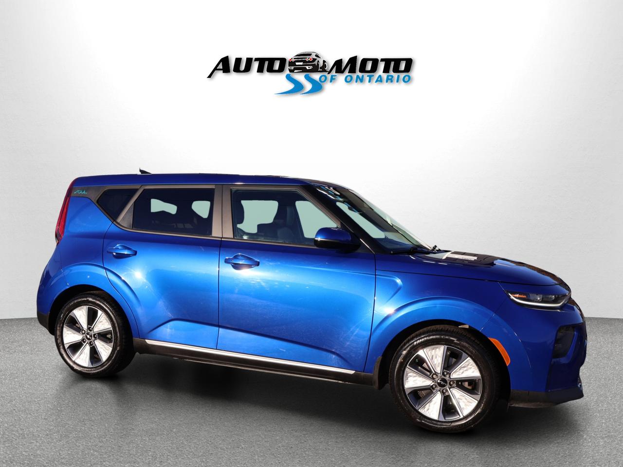 2022 Kia Soul EV LIMITED *ACCIDENT FREE* CAMERA NAV BLUETOOTH LEATHER HEATED SEATS SUNROOF CRUISE ALLOYS Photo