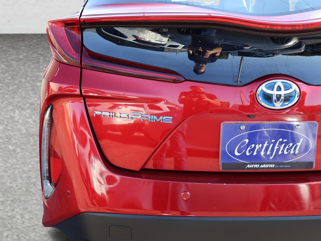 2018 Toyota Prius Prime PLUG-IN HYBRID CERTIFIED *ACCIDENT FREE* CAMERA NAV BLUETOOTH LEATHER HEATED SEATS CRUISE ALLOYS Photo