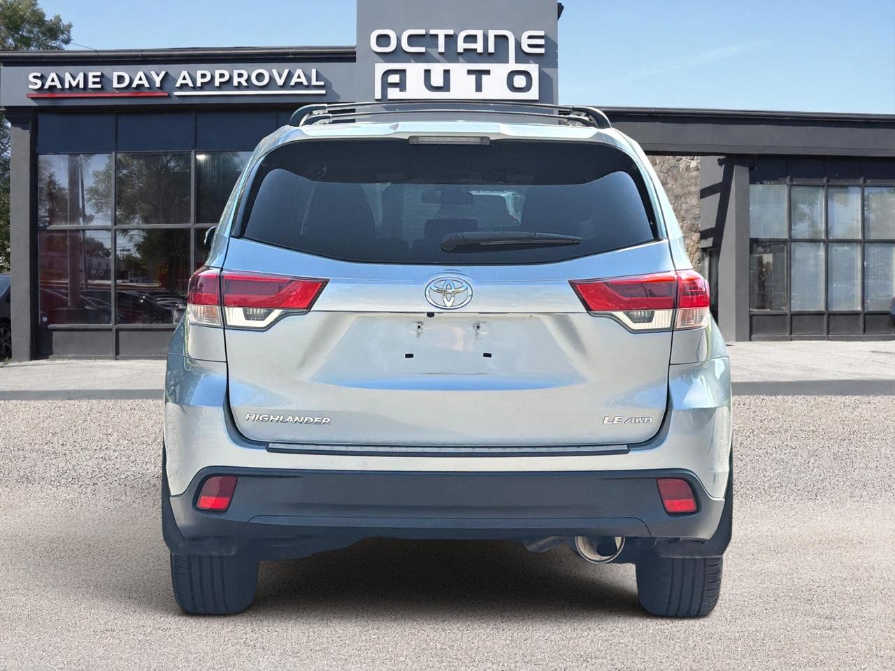 2019 Toyota Highlander Awd Le Photo