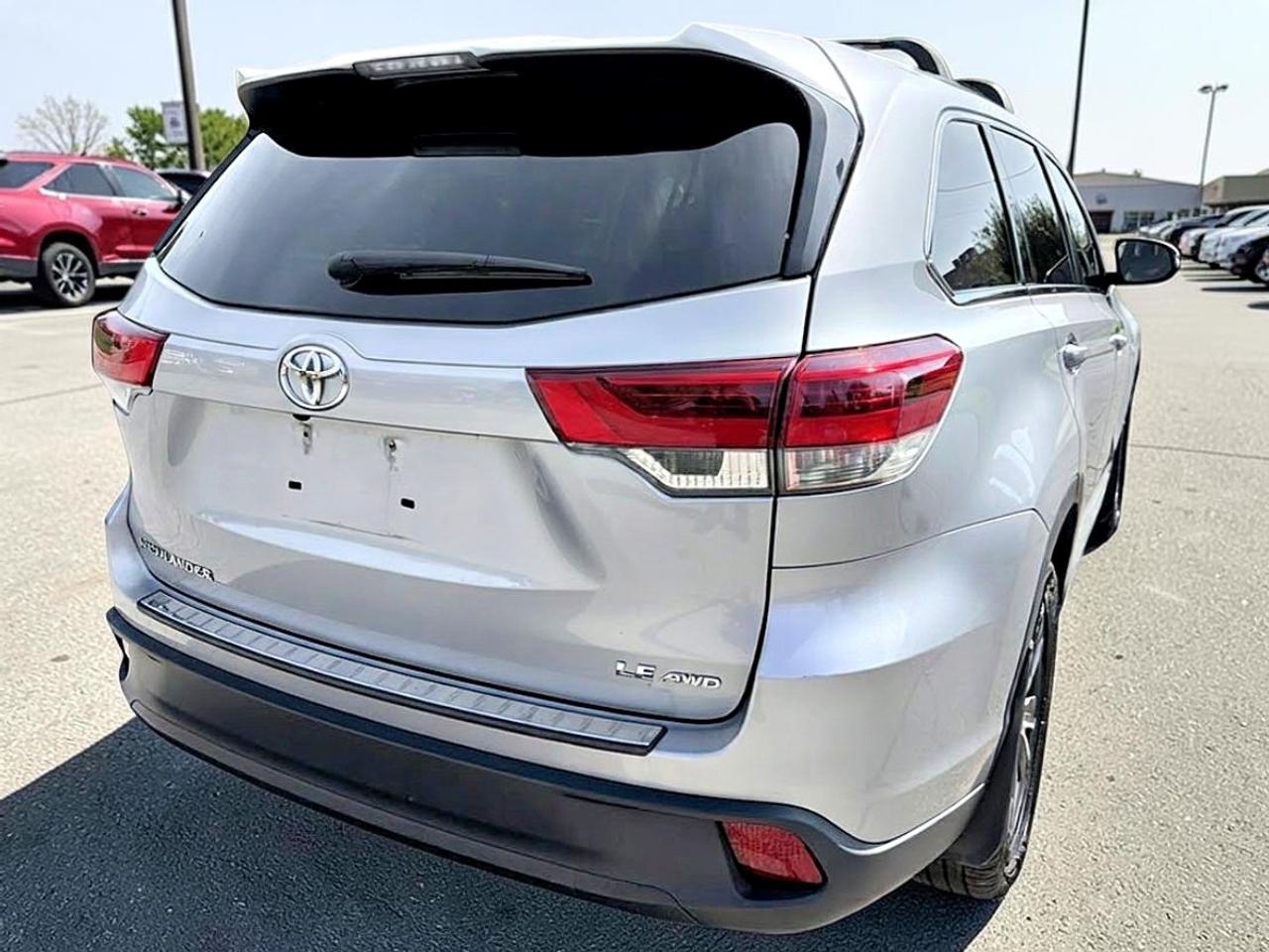 2019 Toyota Highlander Awd Le Photo