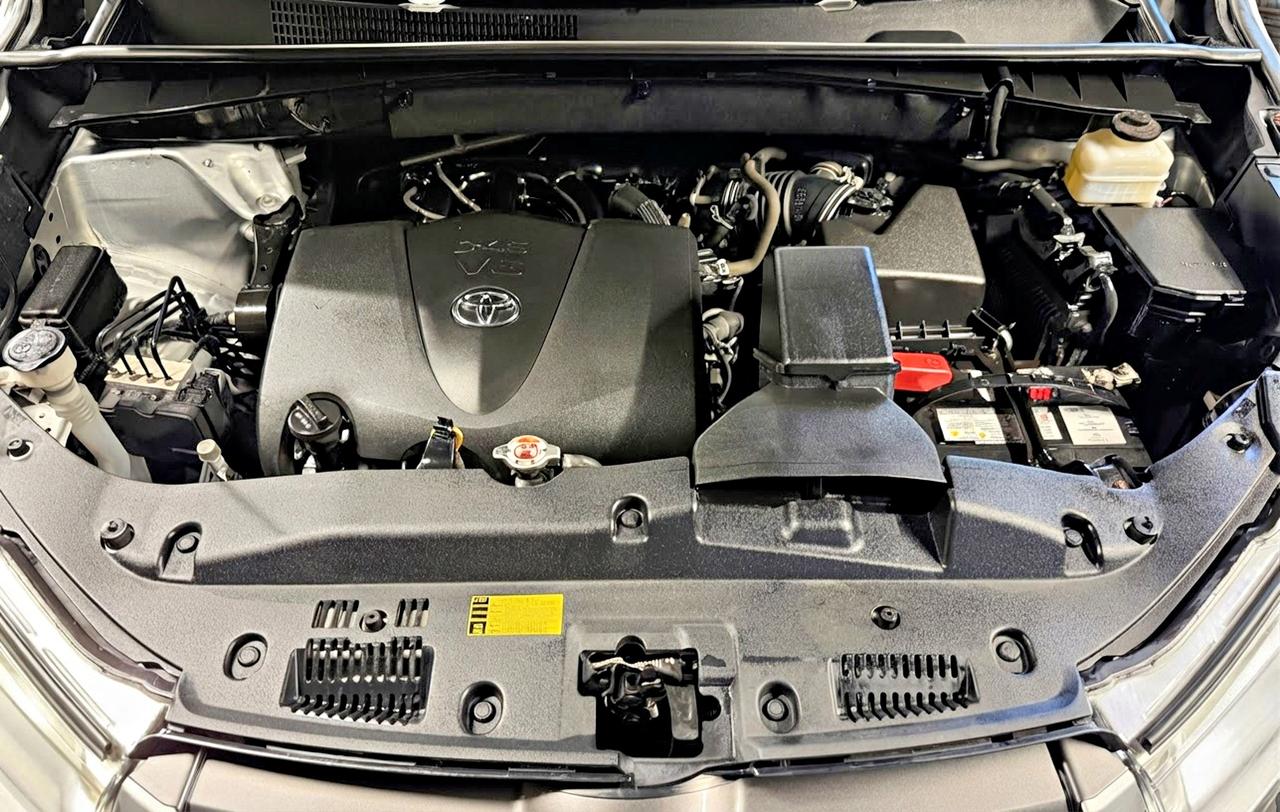 2019 Toyota Highlander Awd Le Photo