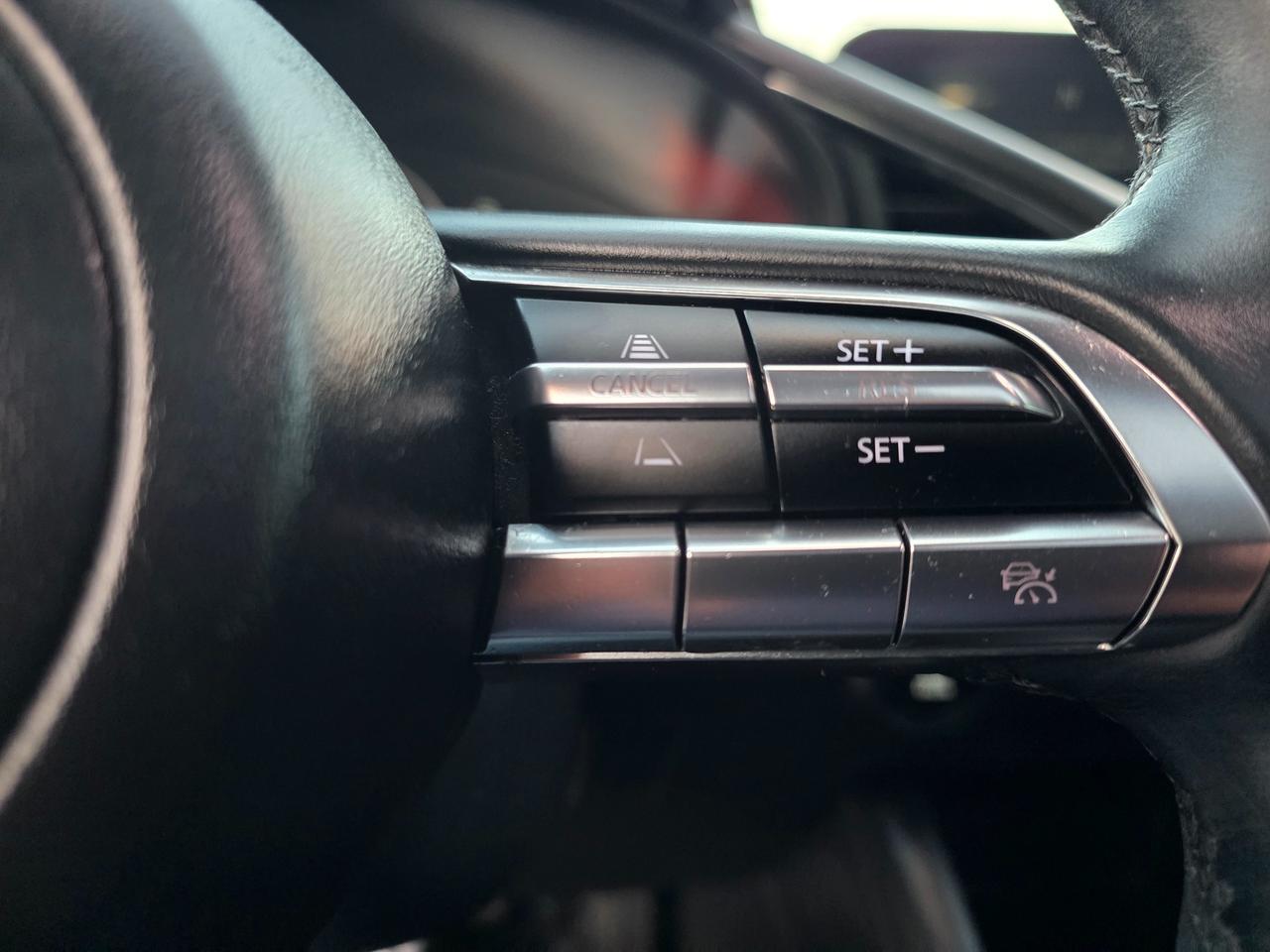 2019 Mazda MAZDA3 GS Photo