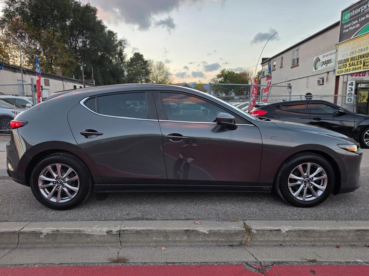 2019 Mazda MAZDA3 GS Photo
