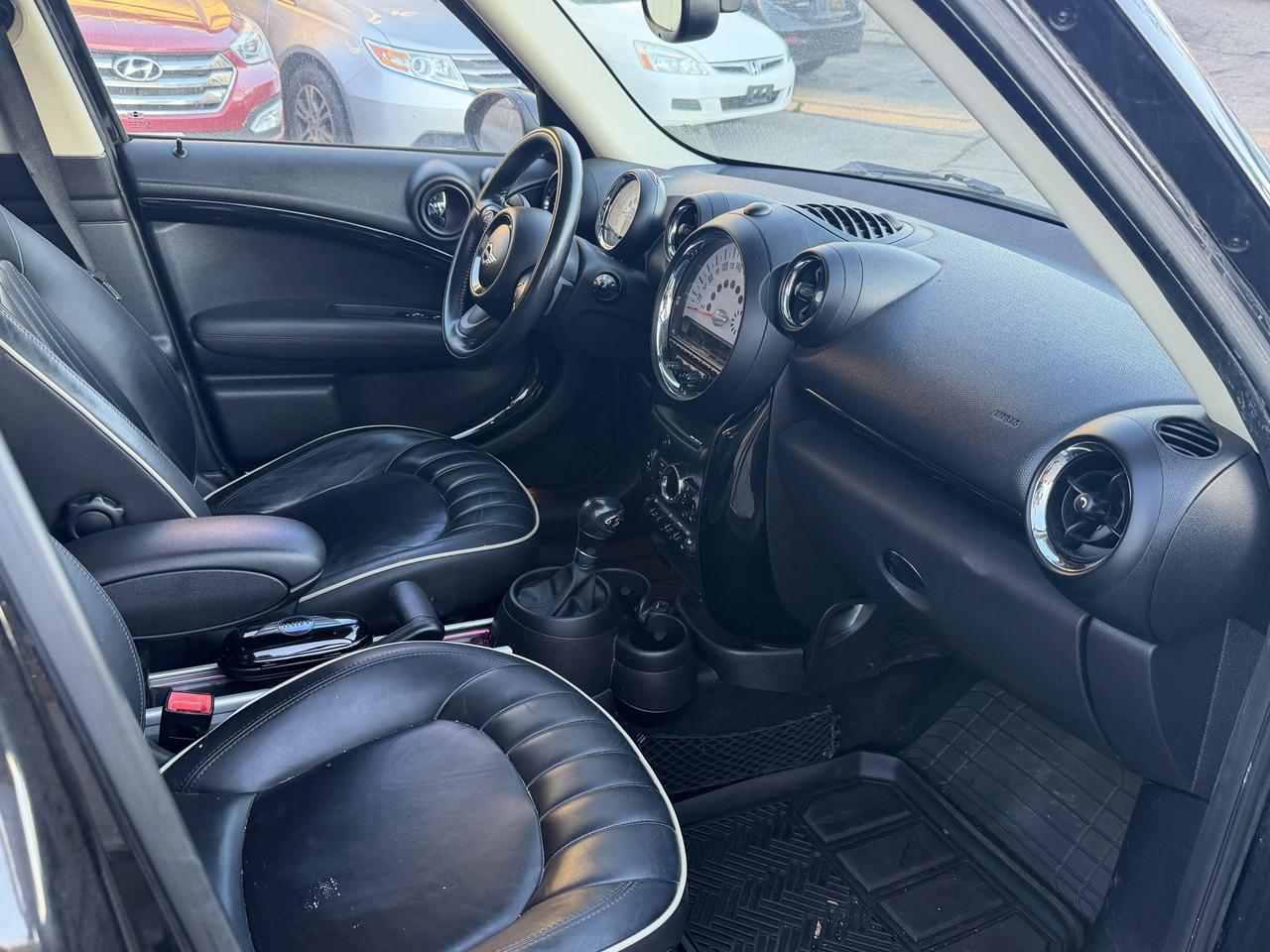 2013 MINI Cooper Countryman S ALL4 Photo