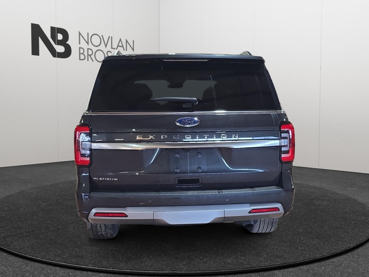 2024 Ford Expedition Platinum Photo3
