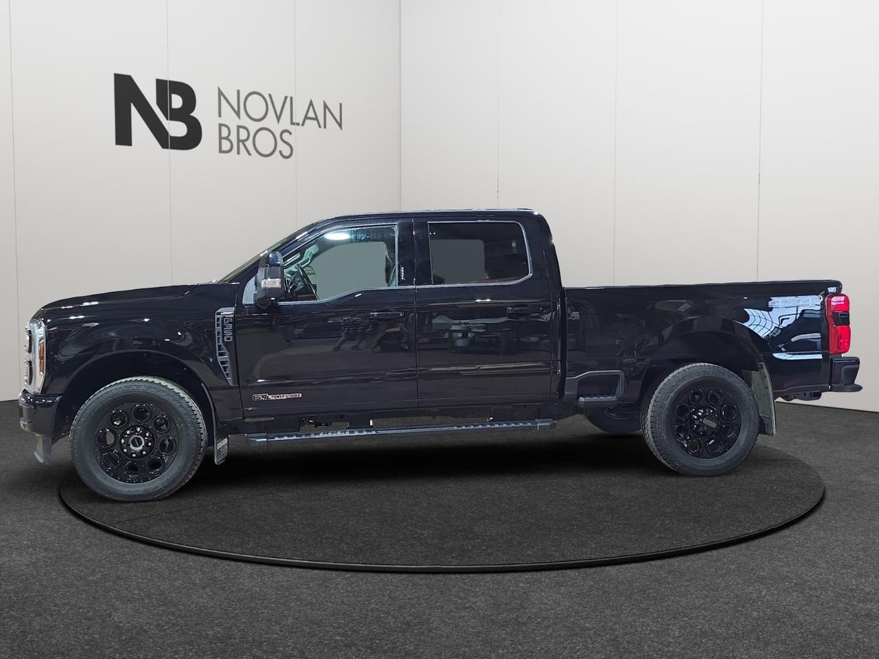2024 Ford F-350 Super Duty SRW Lariat Photo1