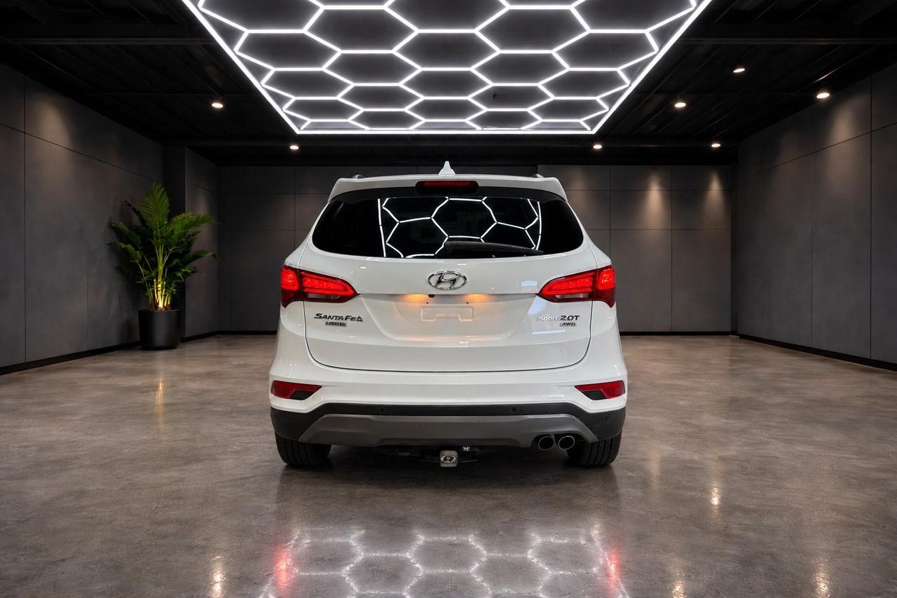2018 Hyundai Santa Fe Sport 2.0T Limited AWD Photo3