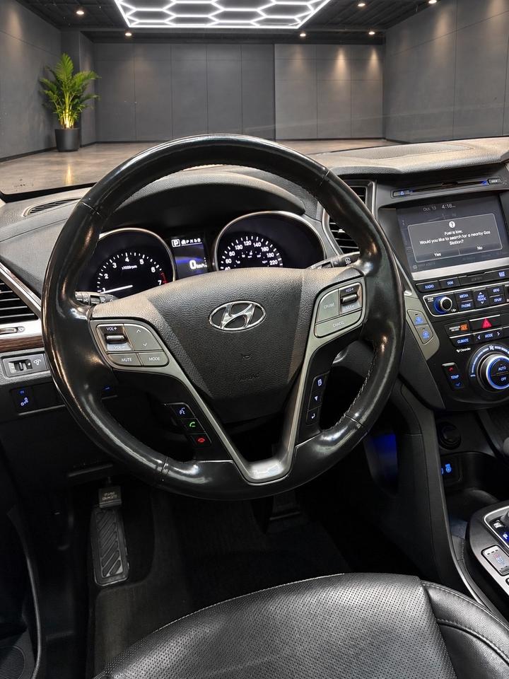 2018 Hyundai Santa Fe Sport 2.0T Limited AWD Photo