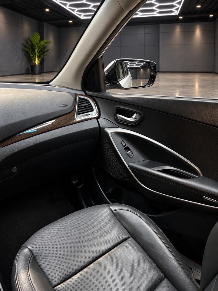 2018 Hyundai Santa Fe Sport 2.0T Limited AWD Photo
