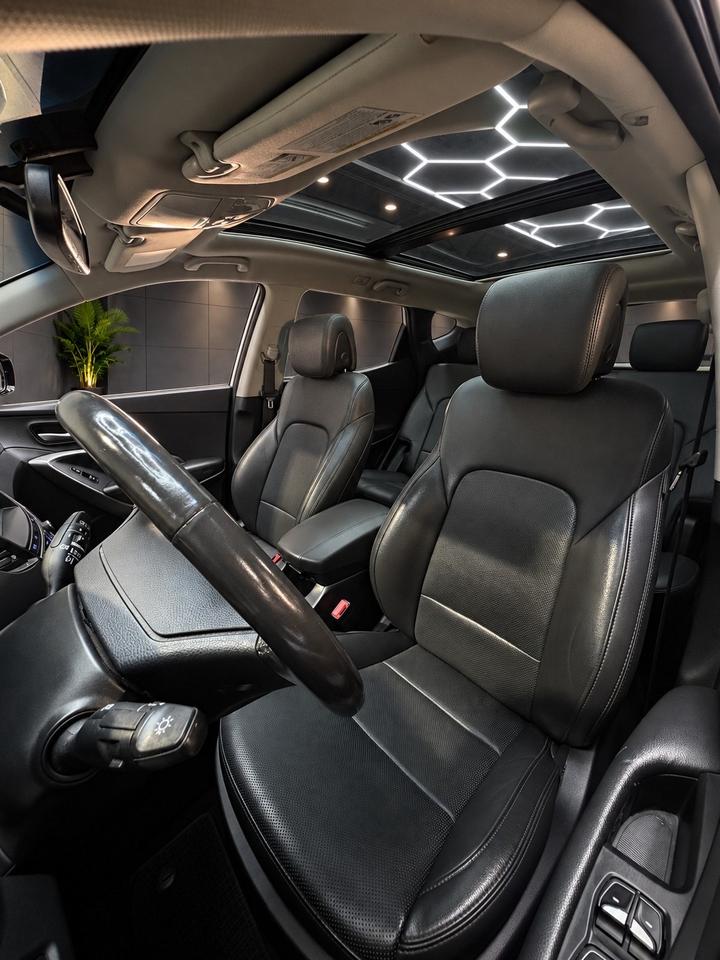 2018 Hyundai Santa Fe Sport 2.0T Limited AWD Photo