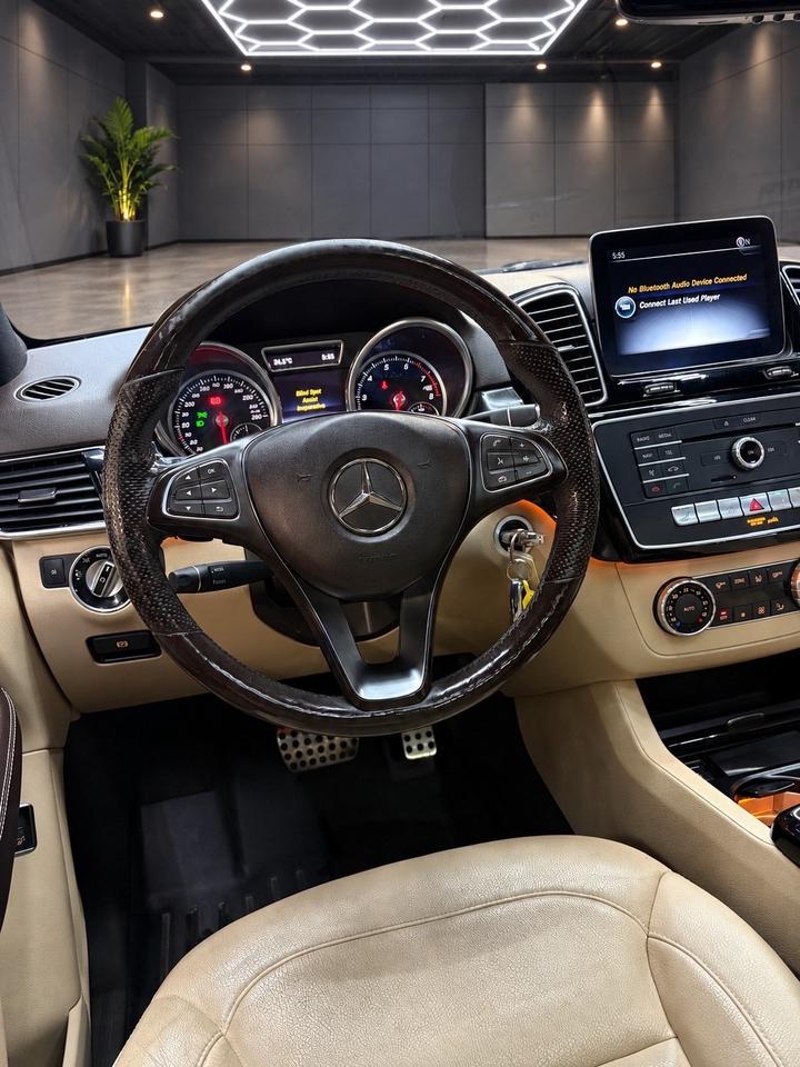2018 Mercedes-Benz GLE-Class GLE 400 4MATIC SUV Photo