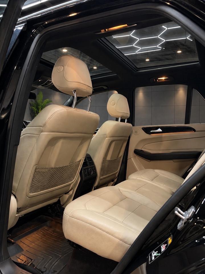 2018 Mercedes-Benz GLE-Class GLE 400 4MATIC SUV Photo