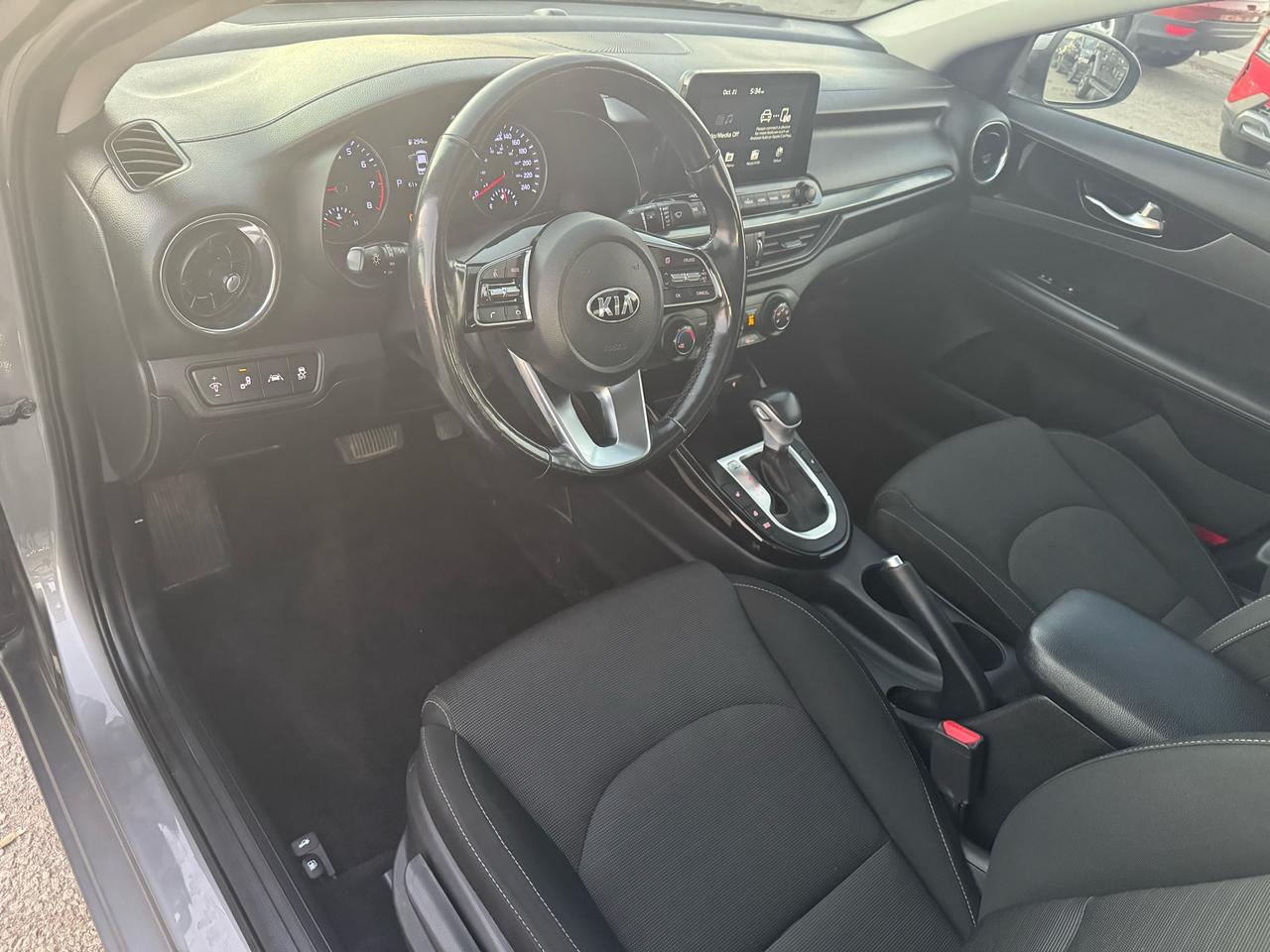 2021 Kia Forte EX IVT Photo