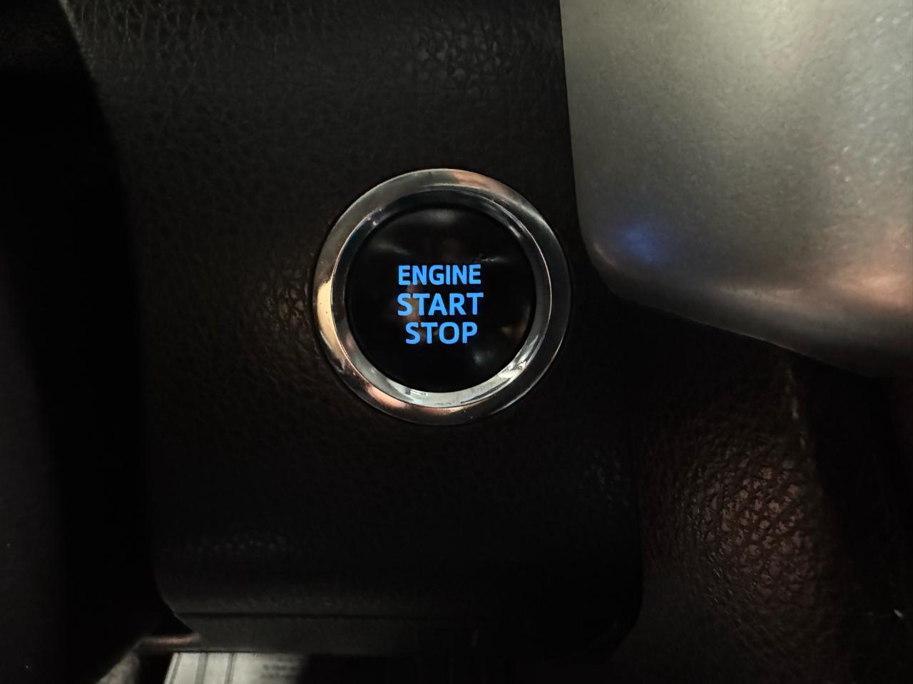 2016 Toyota Highlander AWD 4DR XLE Photo