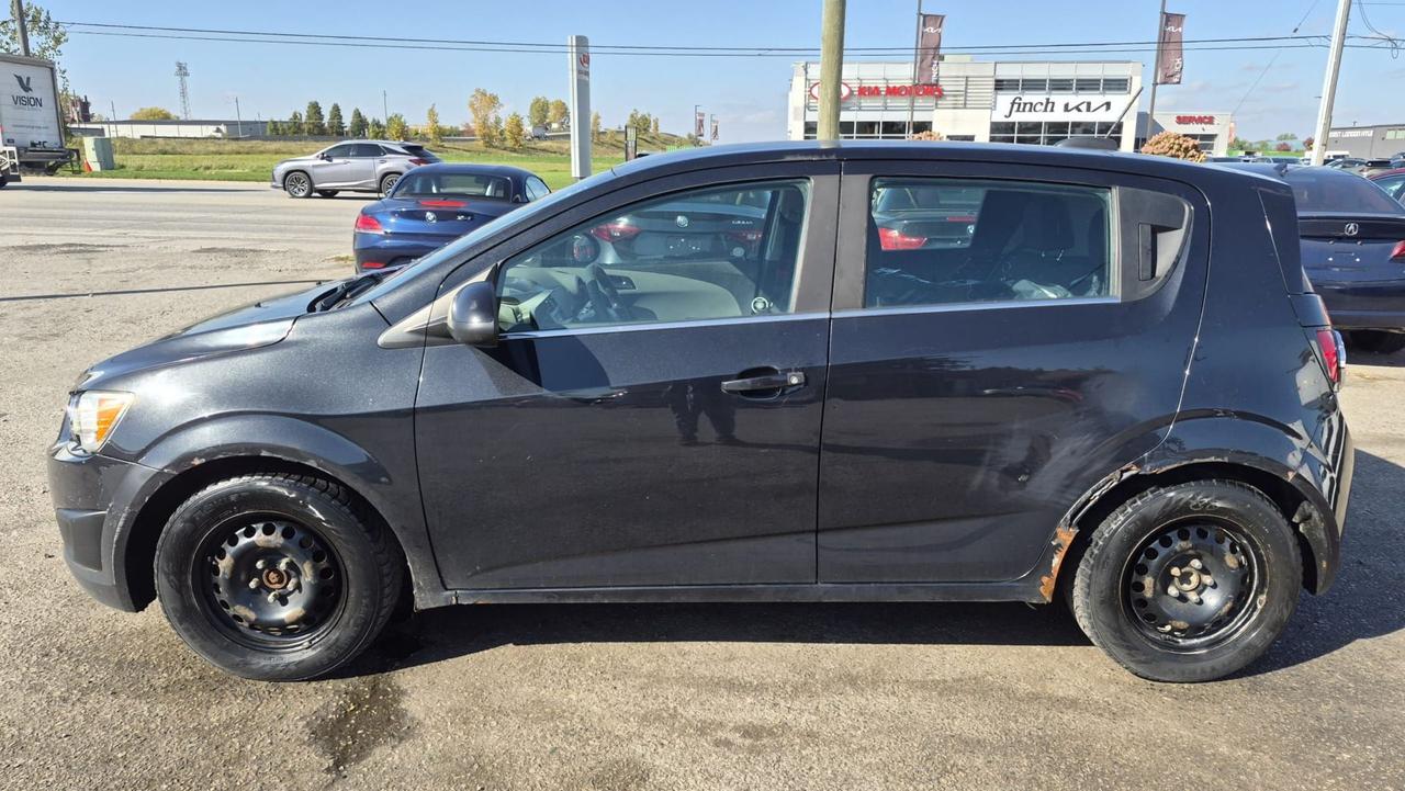 2015 Chevrolet Sonic LT, WELL MAINTAINED, GREAT ON FUEL, CERTIFIED Photo1