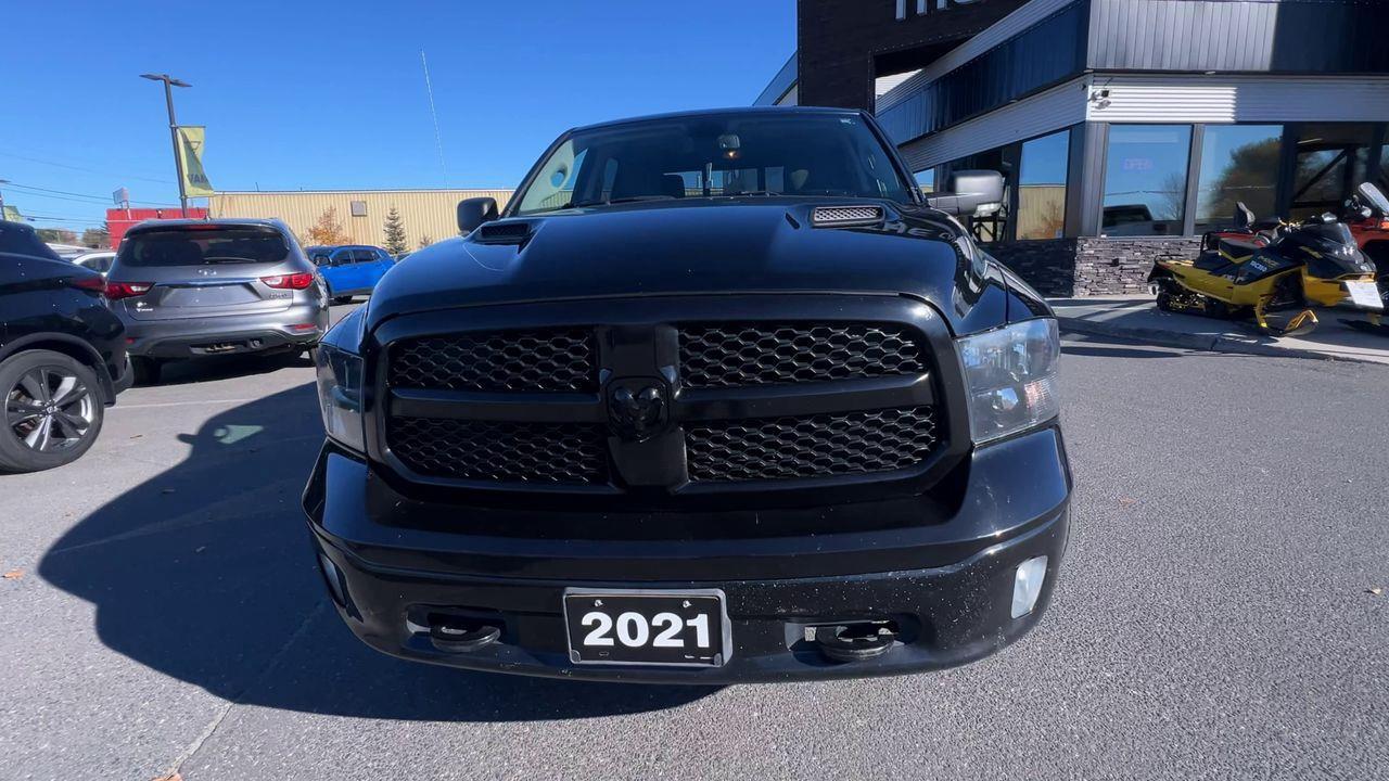 2021 RAM 1500 Classic SLT 4X4 Photo