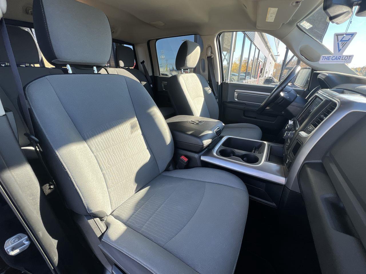2021 RAM 1500 Classic SLT 4X4 Photo