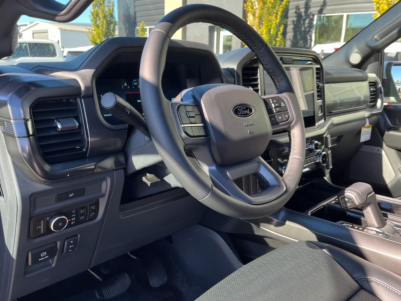 2026 Ford F-150 Lariat 4WD SuperCrew 5.5' Box Photo