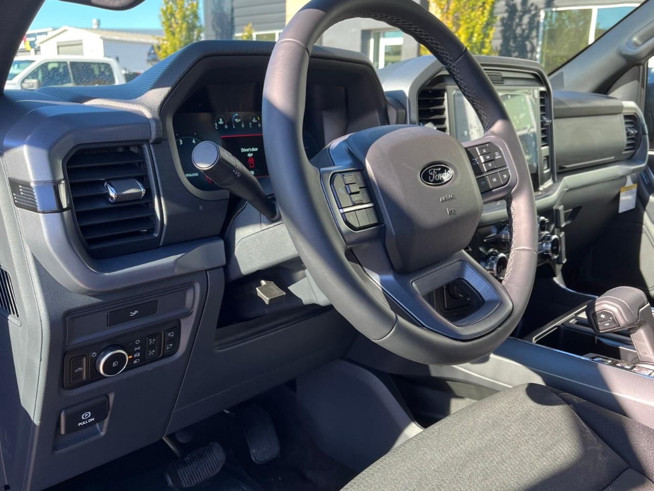 2026 Ford F-150 XLT 4WD SuperCrew 5.5' Box Photo