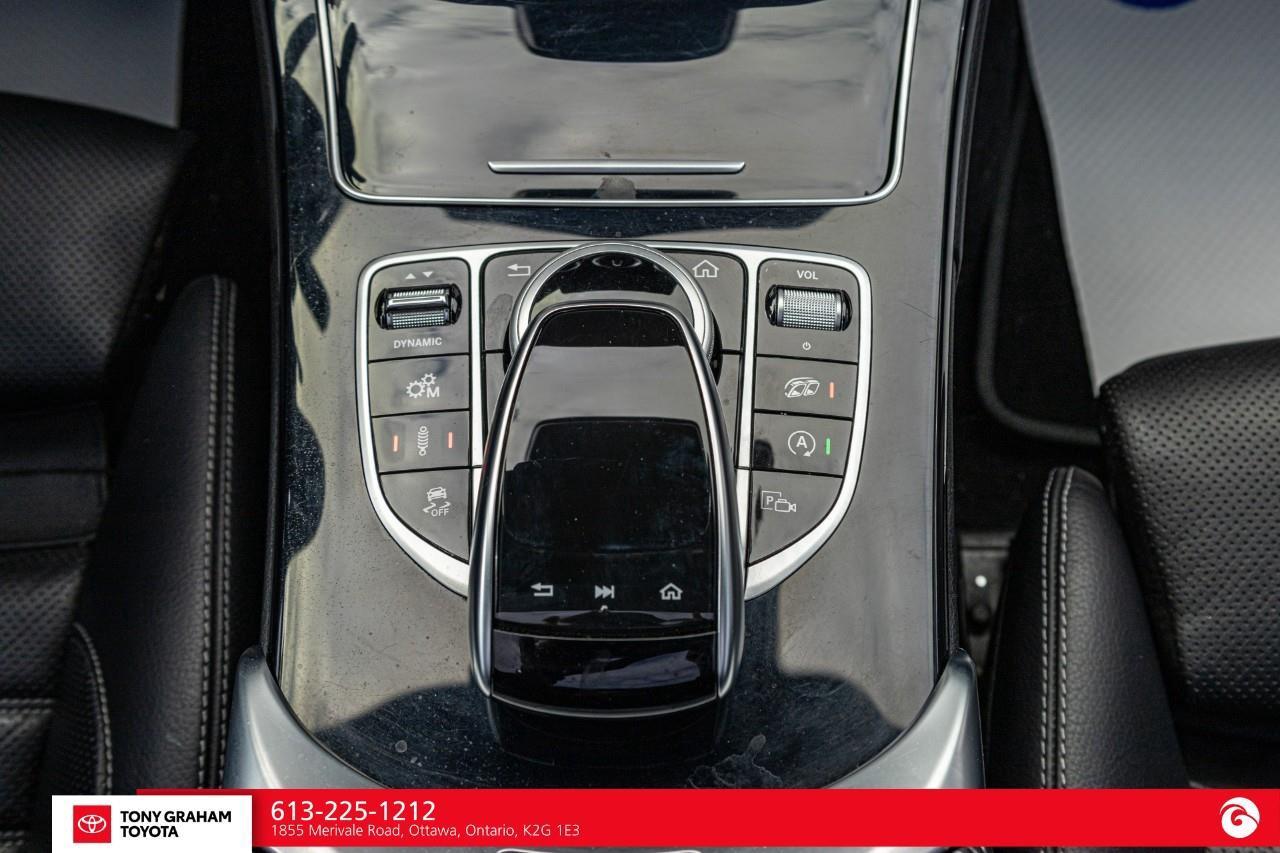 2022 Mercedes-Benz AMG C 43 Premium Package Photo